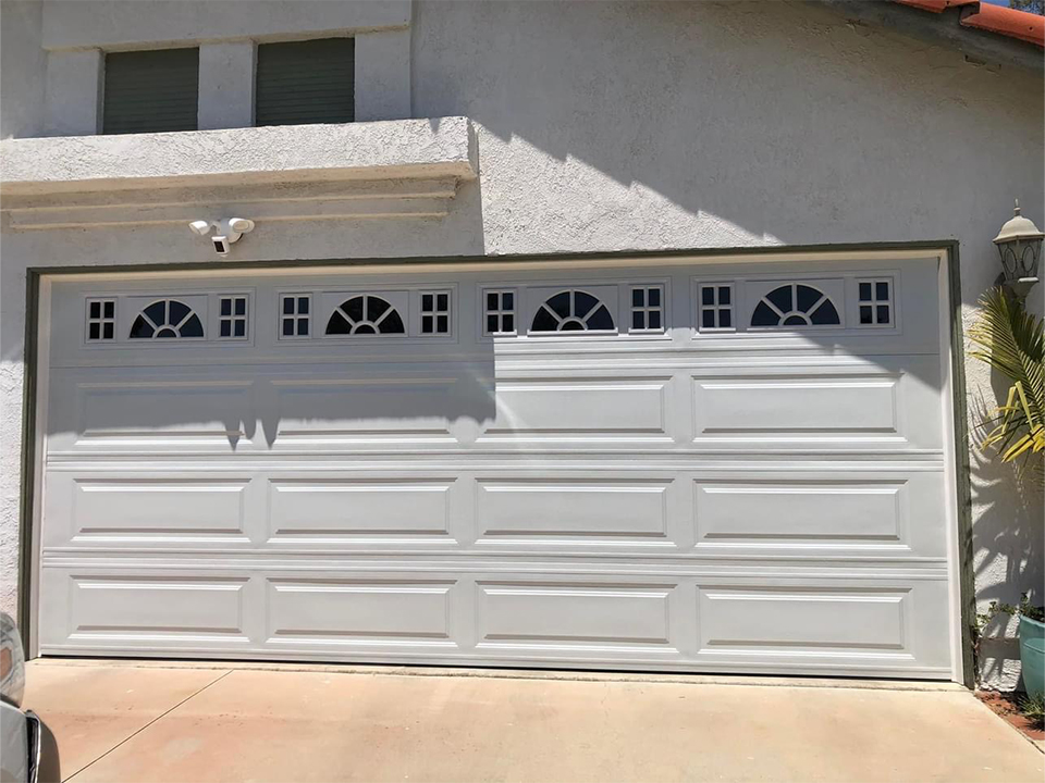 America Style Garage Door Long Panel Design